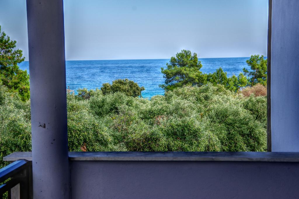 ホテル Athina コイニラ エクステリア 写真